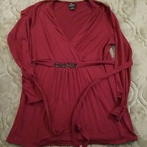 Oh Baby by Motherhood size large maternity shirt